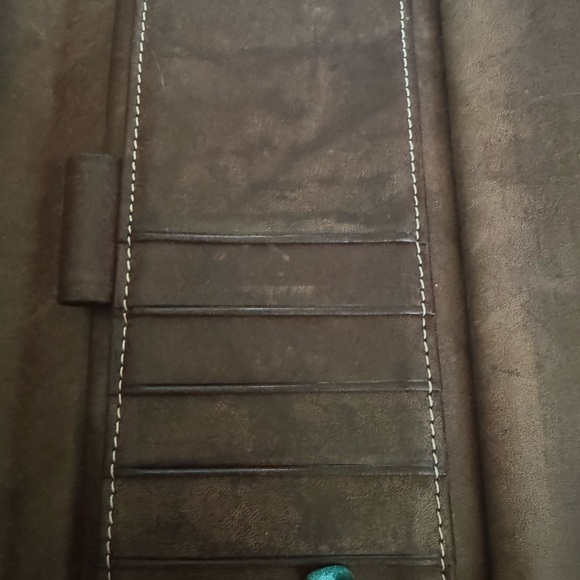 Dooney & Bourke Tan Trifold Pebbled Leather wallet EUC - Picture 4 of 9